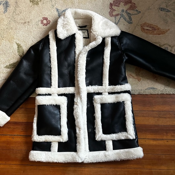 Abercrombie & Fitch Black and Cream Shearling Jacket - Picture 4 of 9